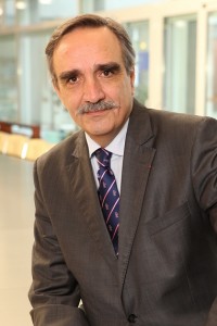 Bruno Sire, universitaire angliciseur