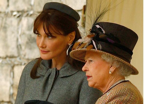 Carla Bruni et la Reine d'Angleterre
