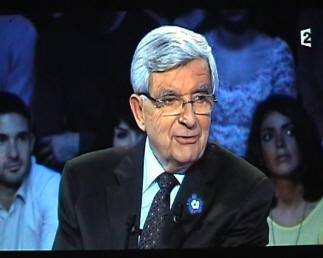 Jean-Pierre Chev�nement dans "On n'est pas couch�"