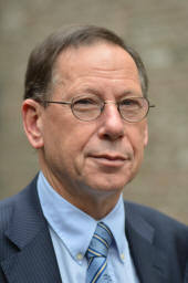 Luc Soete et l'anglicisation