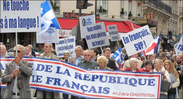 Manifestation à Paris pour la langue française et la Francophonie