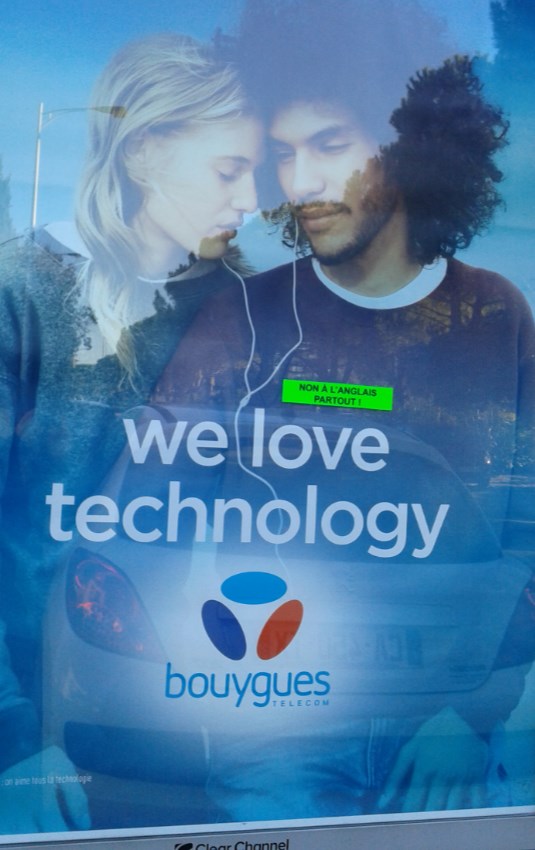 Bouygues-Telecom, action contre son anglomanie